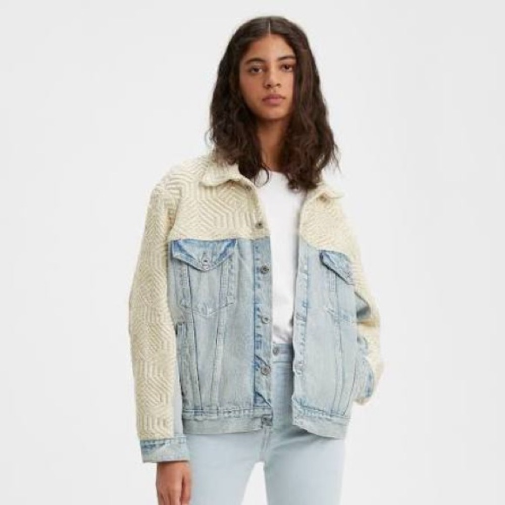 NEW Levi’s Oversized Type 3 Trucker Jacket Moroccan Blanket